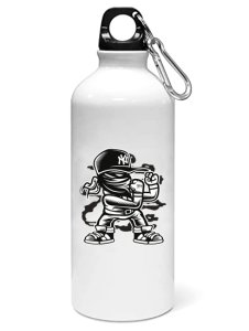 A Fighter- Sipper bottle of illustration designs